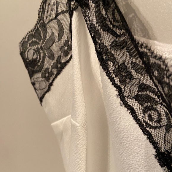 Lace camisole - Picture 3 of 3